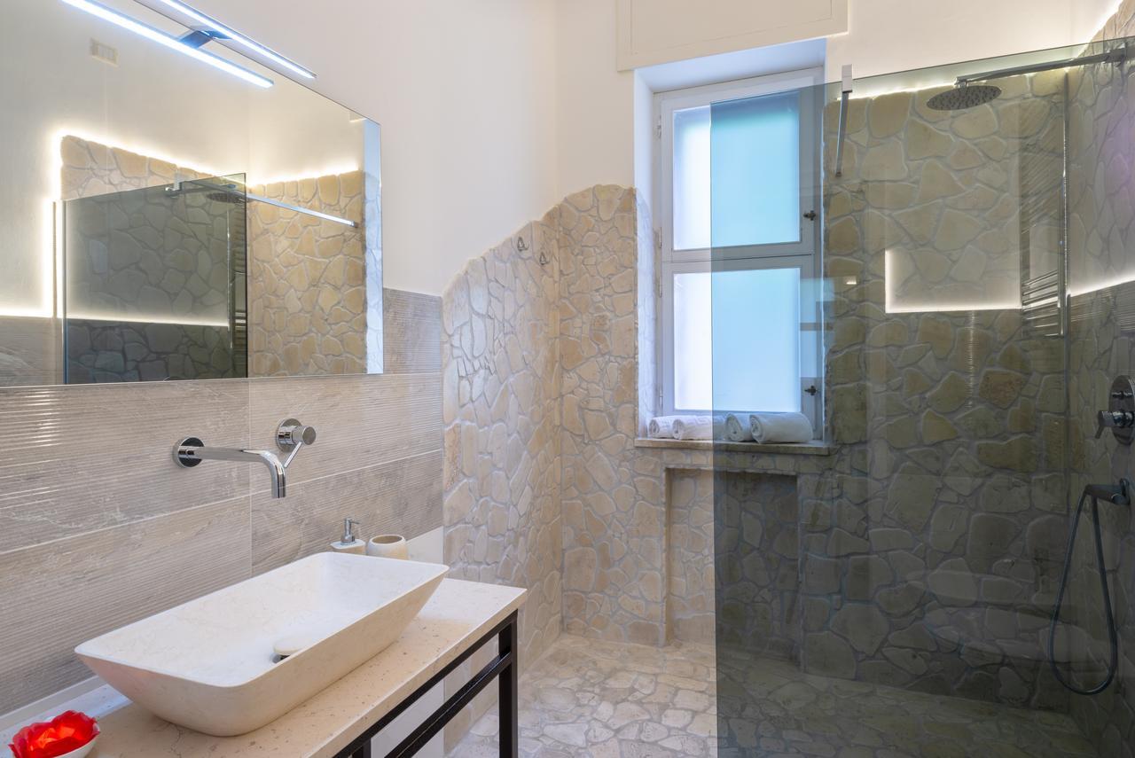 Villa Domus Salento Suites & Rooms Con Parcheggio Privato In Loco Lecce Ngoại thất bức ảnh