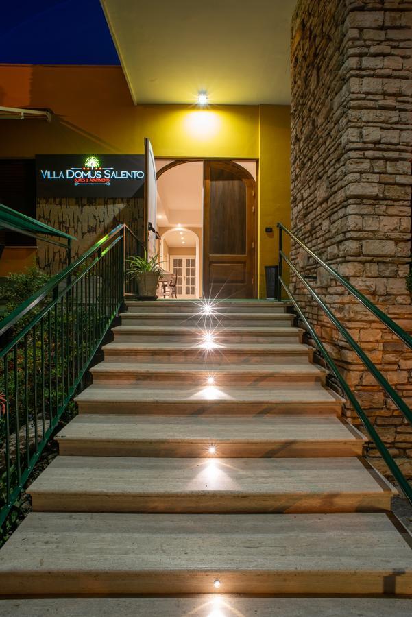 Villa Domus Salento Suites & Rooms Con Parcheggio Privato In Loco Lecce Ngoại thất bức ảnh