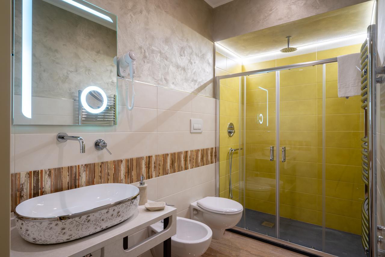 Villa Domus Salento Suites & Rooms Con Parcheggio Privato In Loco Lecce Ngoại thất bức ảnh
