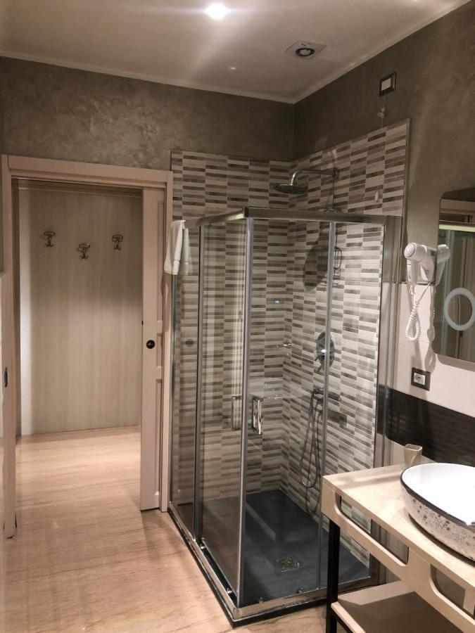 Villa Domus Salento Suites & Rooms Con Parcheggio Privato In Loco Lecce Ngoại thất bức ảnh